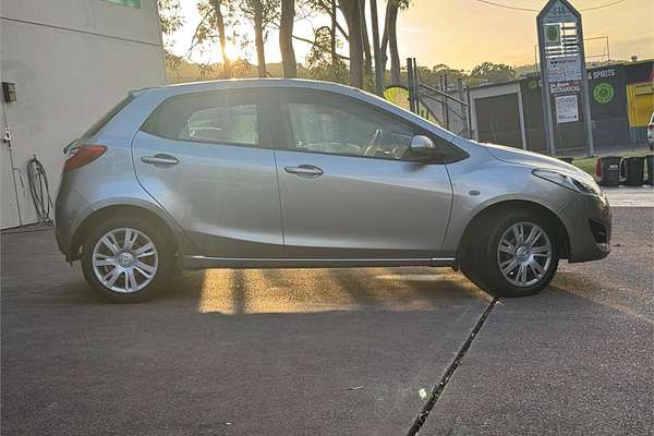 2010 Mazda MAZDA2 NEO DE MY10