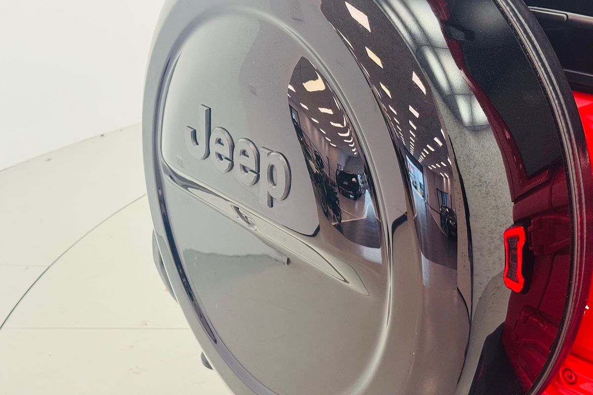 2019 Wrangler Overland 2-Door 3.6L 8-Speed Auto 