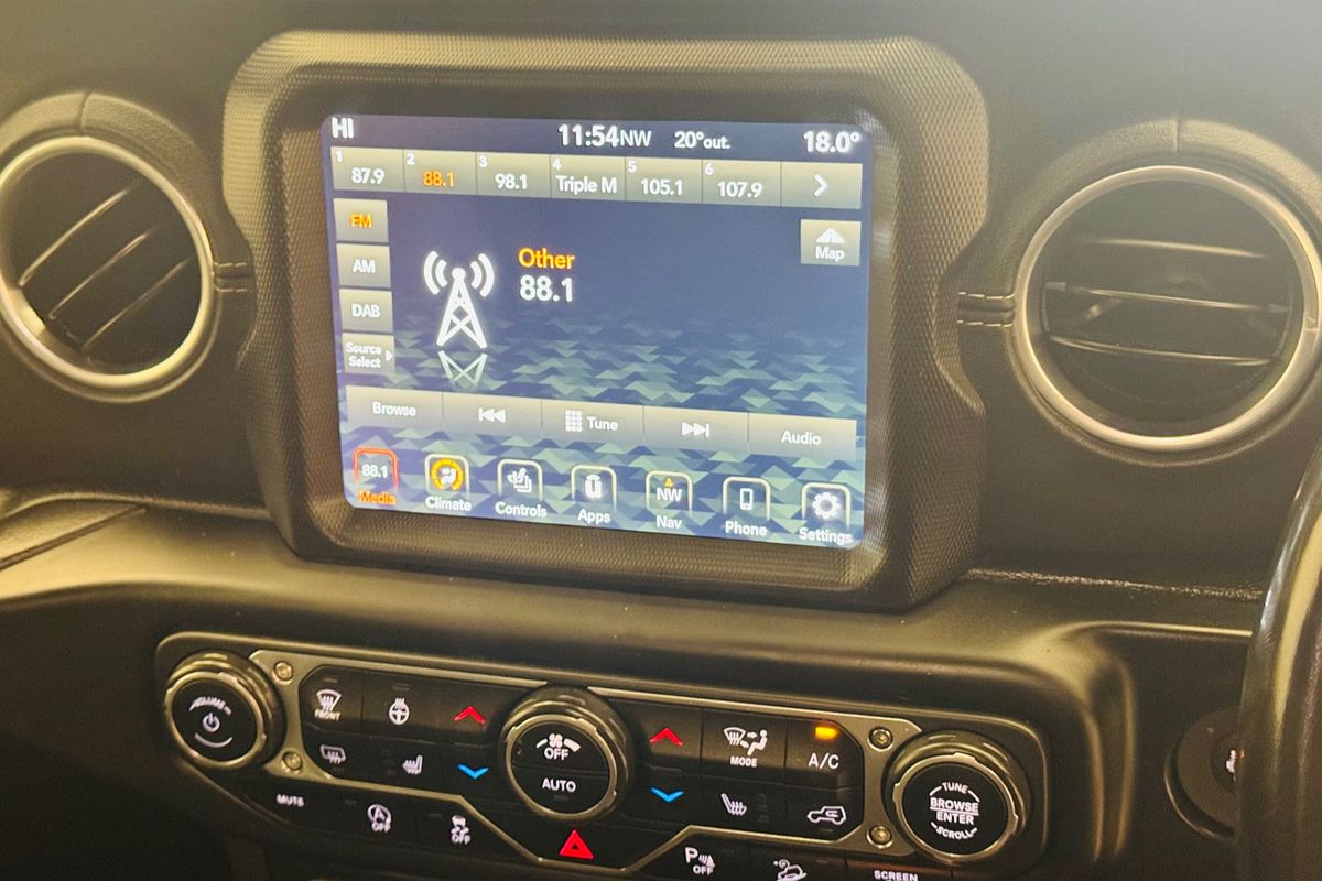 2019 Wrangler Overland 2-Door 3.6L 8-Speed Auto 