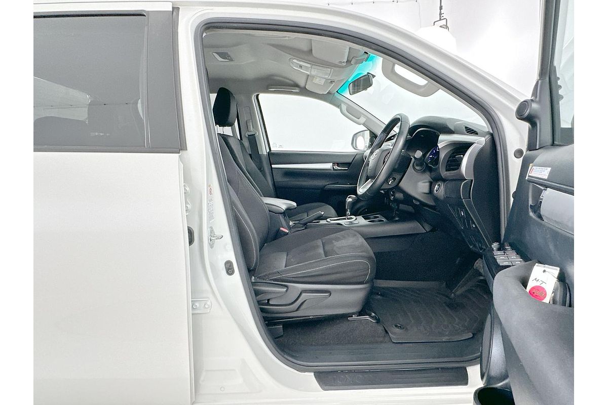 2019 Toyota Hilux SR5 GUN126R 4X4