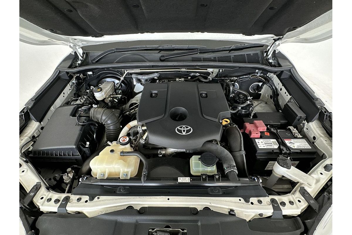 2019 Toyota Hilux SR5 GUN126R 4X4