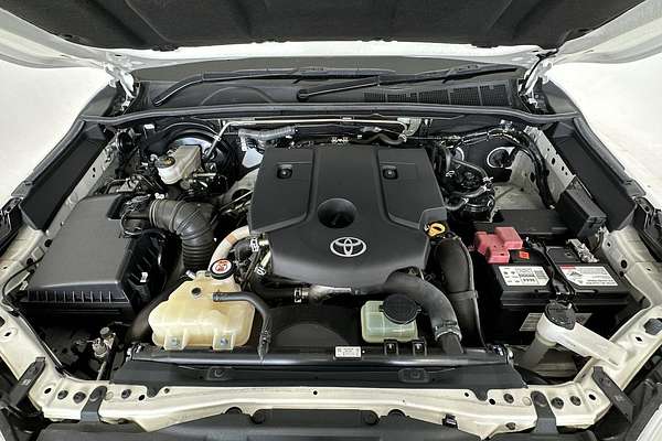 2019 Toyota Hilux SR5 GUN126R 4X4