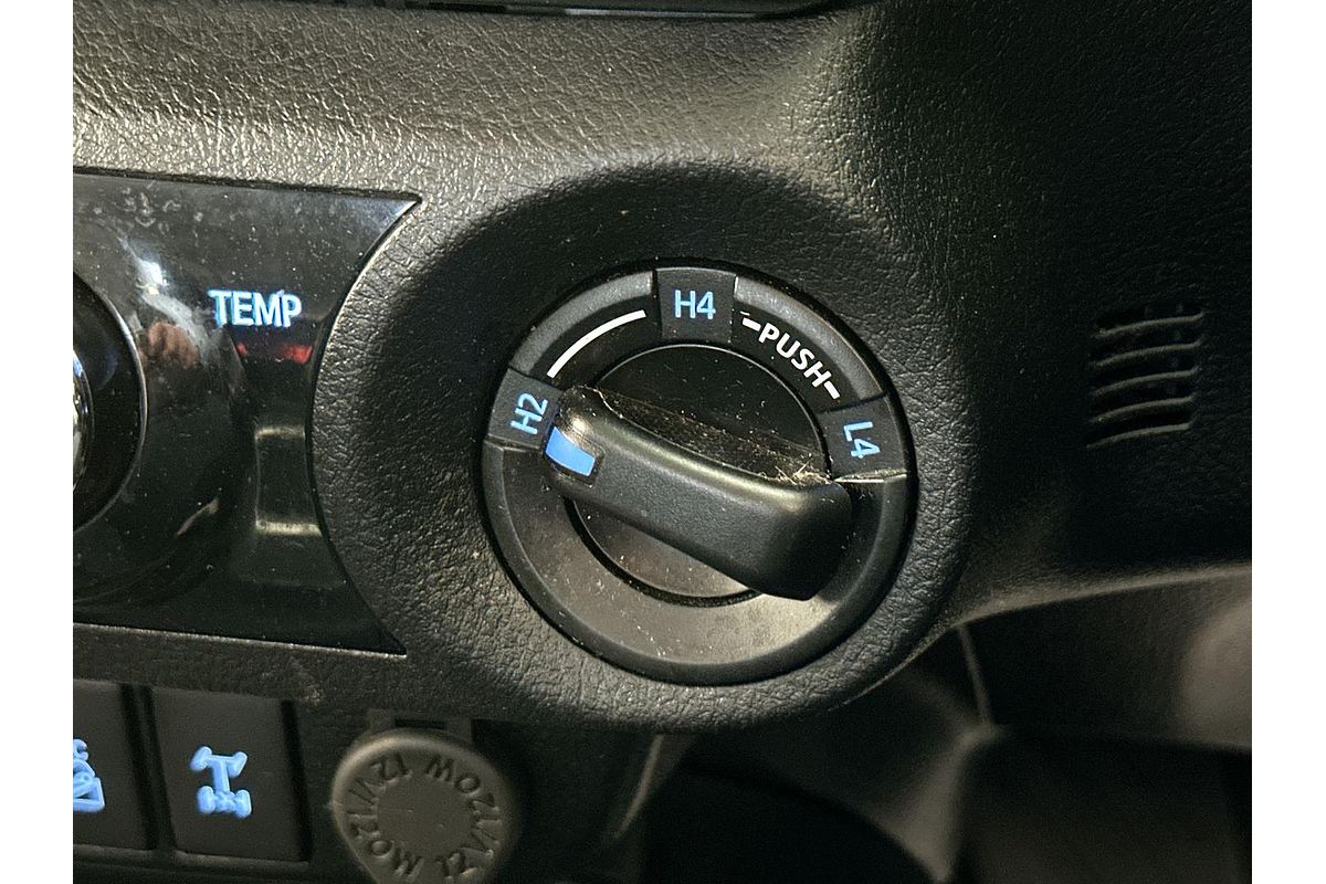 2019 Toyota Hilux SR5 GUN126R 4X4