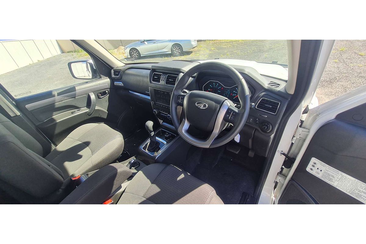 2022 Mahindra PIK-UP S11 4X4