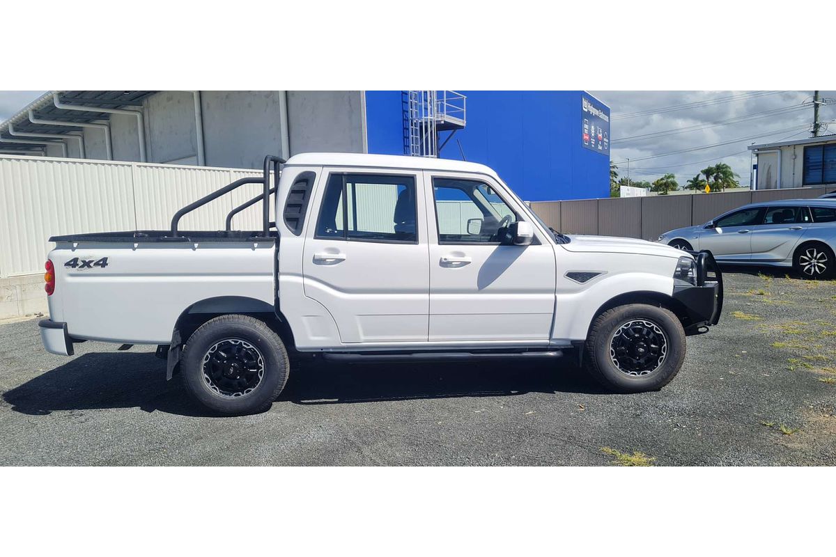 2022 Mahindra PIK-UP S11 4X4