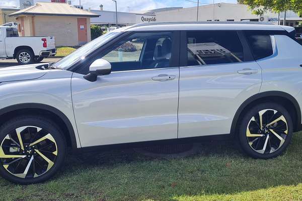 2024 Mitsubishi Outlander Aspire ZM