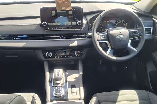 2024 Mitsubishi Outlander Aspire ZM
