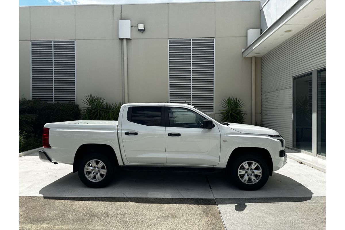 2023 Mitsubishi Triton GLX+ MV 4X4