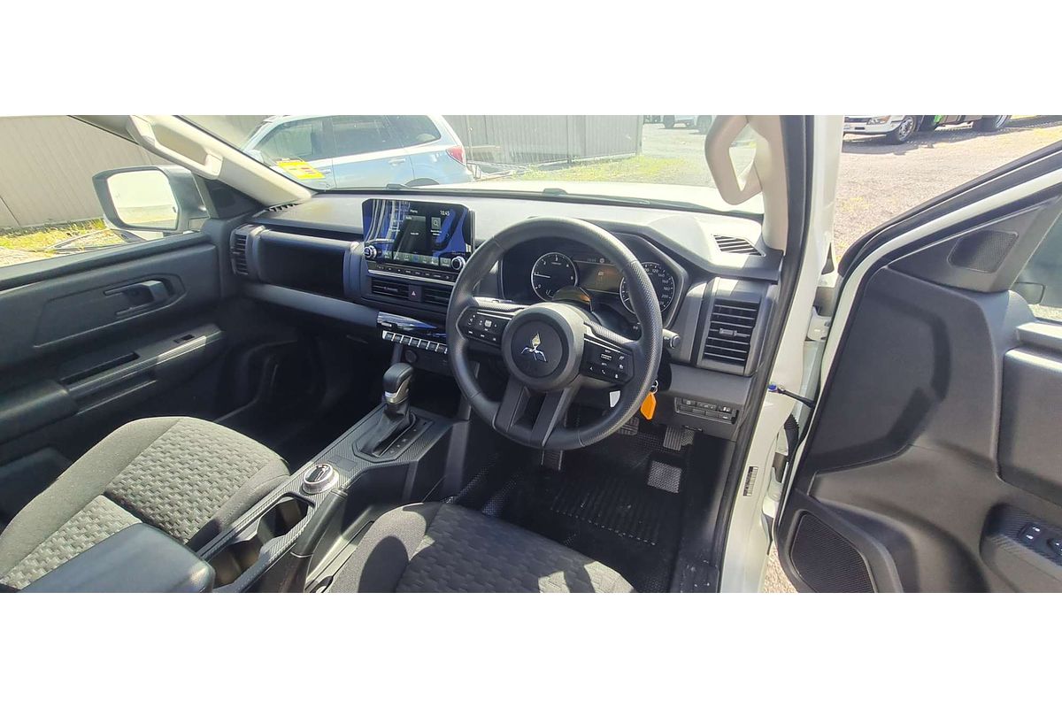 2024 Mitsubishi Triton GLX MV 4X4