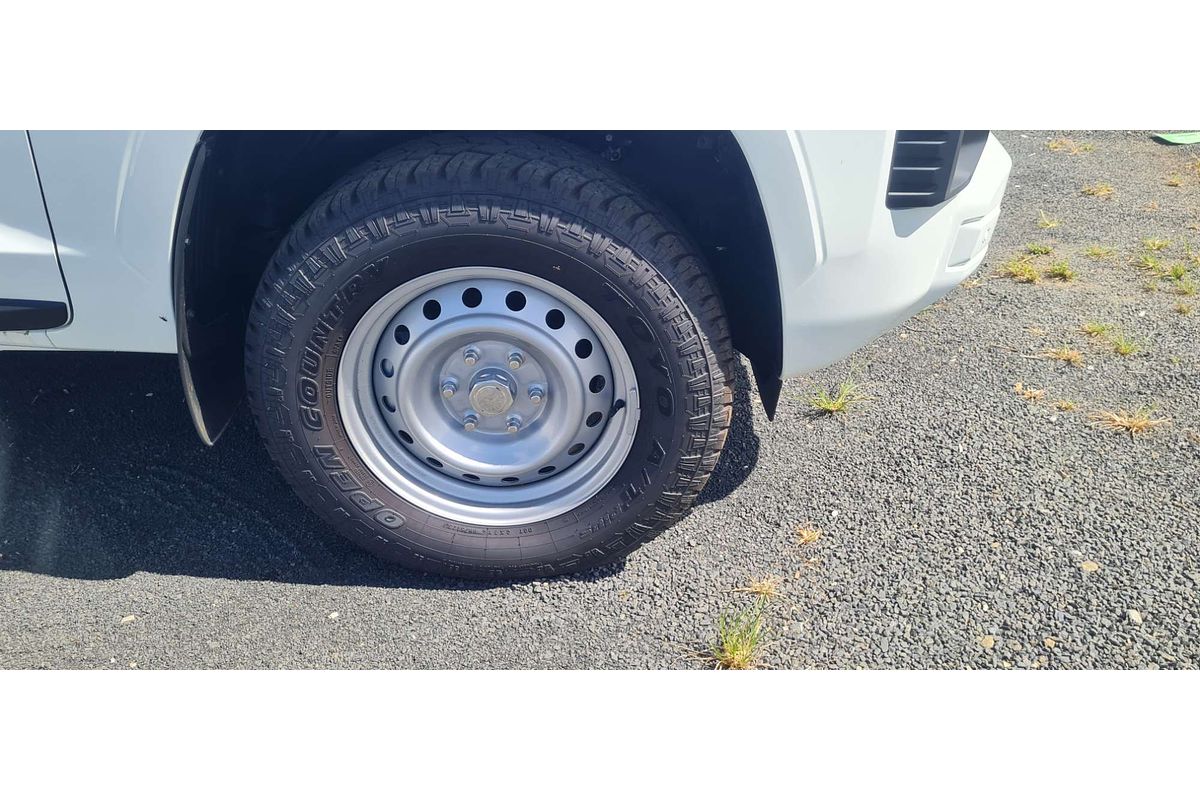 2024 Mitsubishi Triton GLX MV 4X4