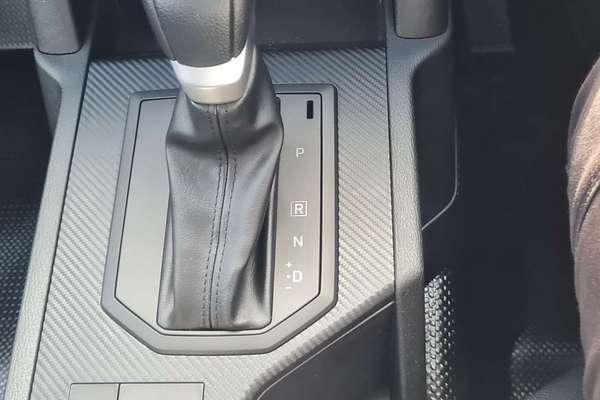2024 Mitsubishi Triton GLX MV 4X4