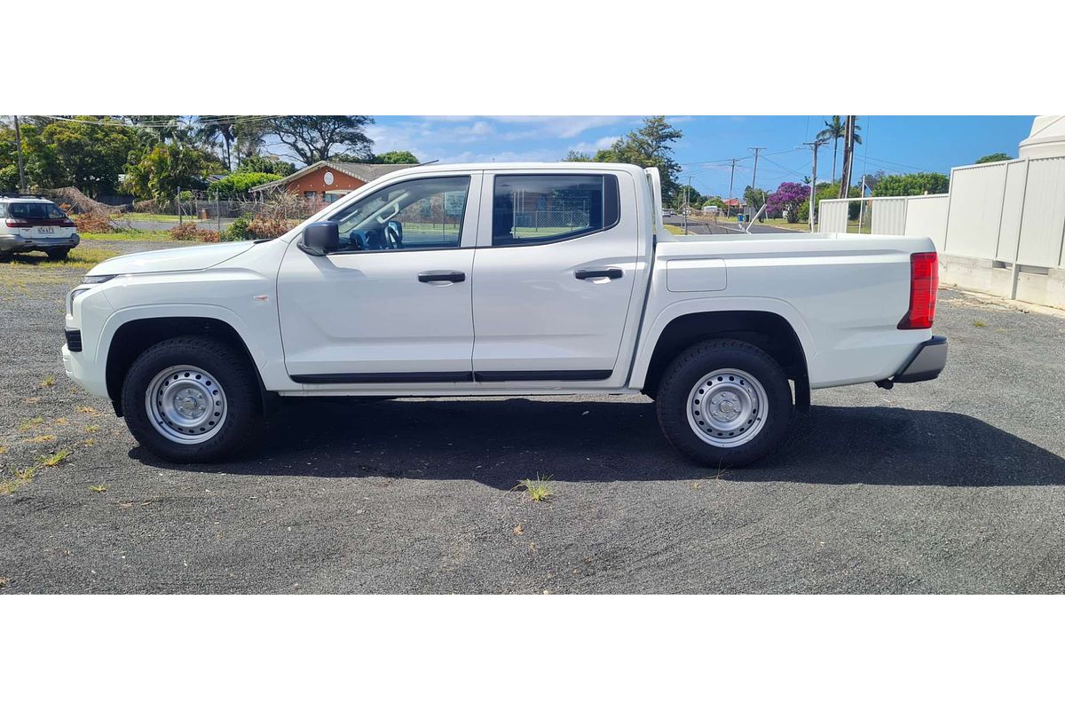 2024 Mitsubishi Triton GLX MV 4X4