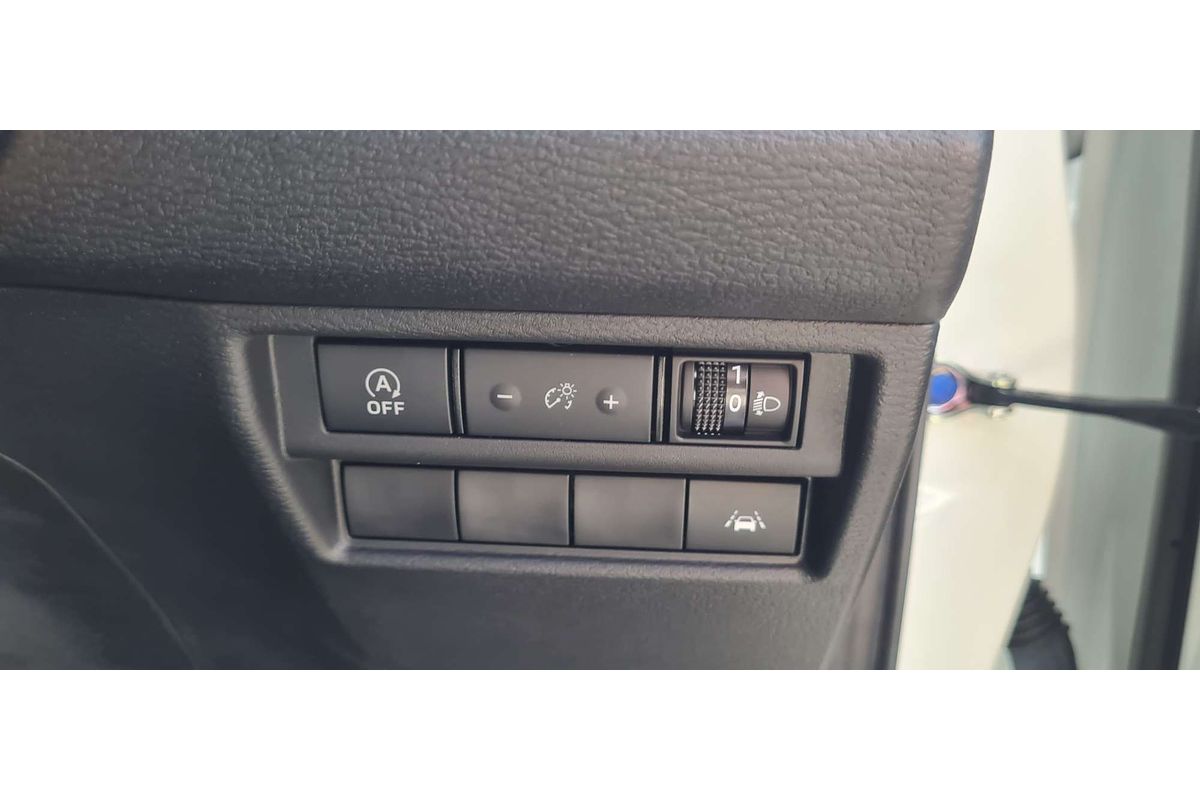 2024 Mitsubishi Triton GLX MV 4X4