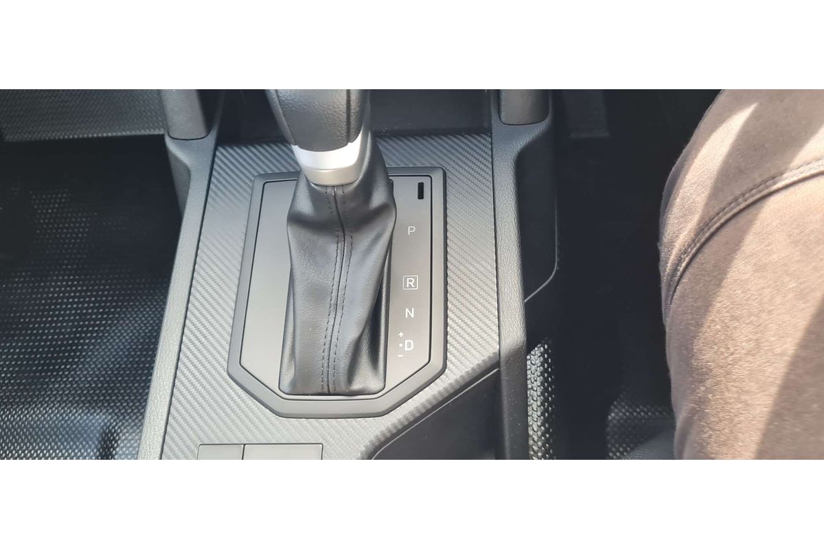 2023 Mitsubishi Triton GLX MV 4X4