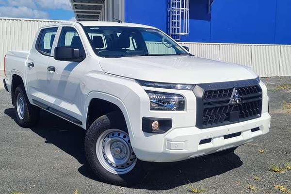 2023 Mitsubishi Triton GLX MV 4X4
