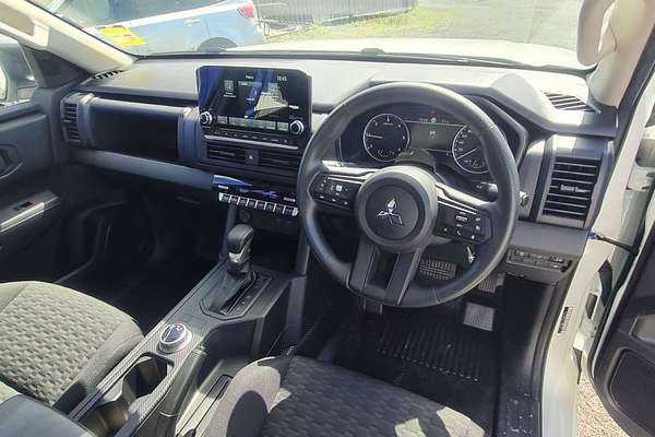 2023 Mitsubishi Triton GLX MV 4X4