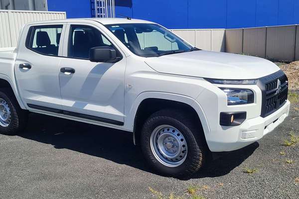 2023 Mitsubishi Triton GLX MV 4X4