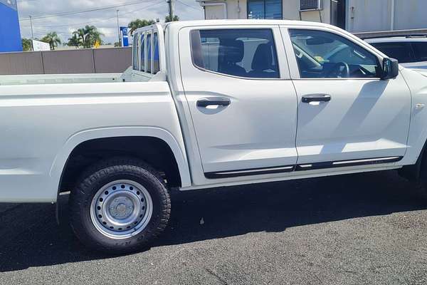 2023 Mitsubishi Triton GLX MV 4X4