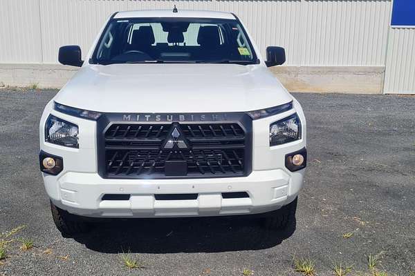 2023 Mitsubishi Triton GLX MV 4X4