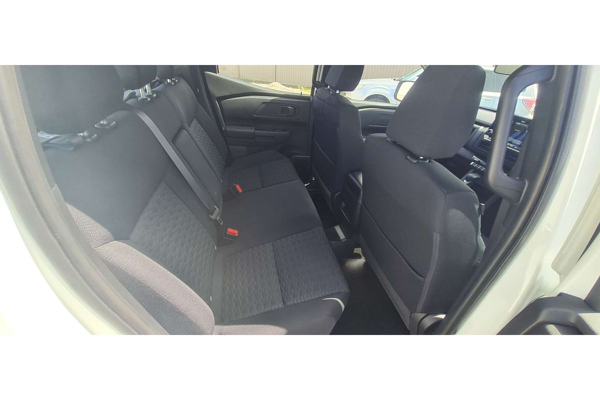 2023 Mitsubishi Triton GLX MV 4X4