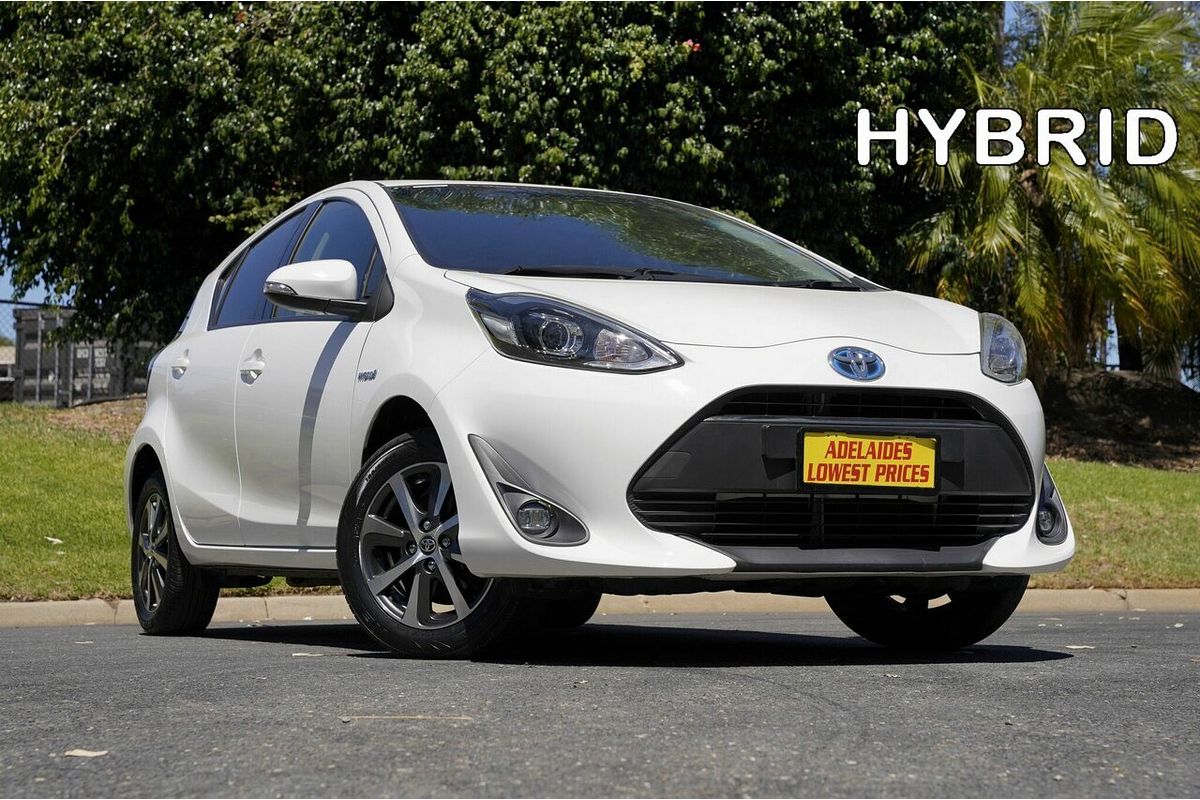 2018 Toyota Prius C i-Tech NHP10R