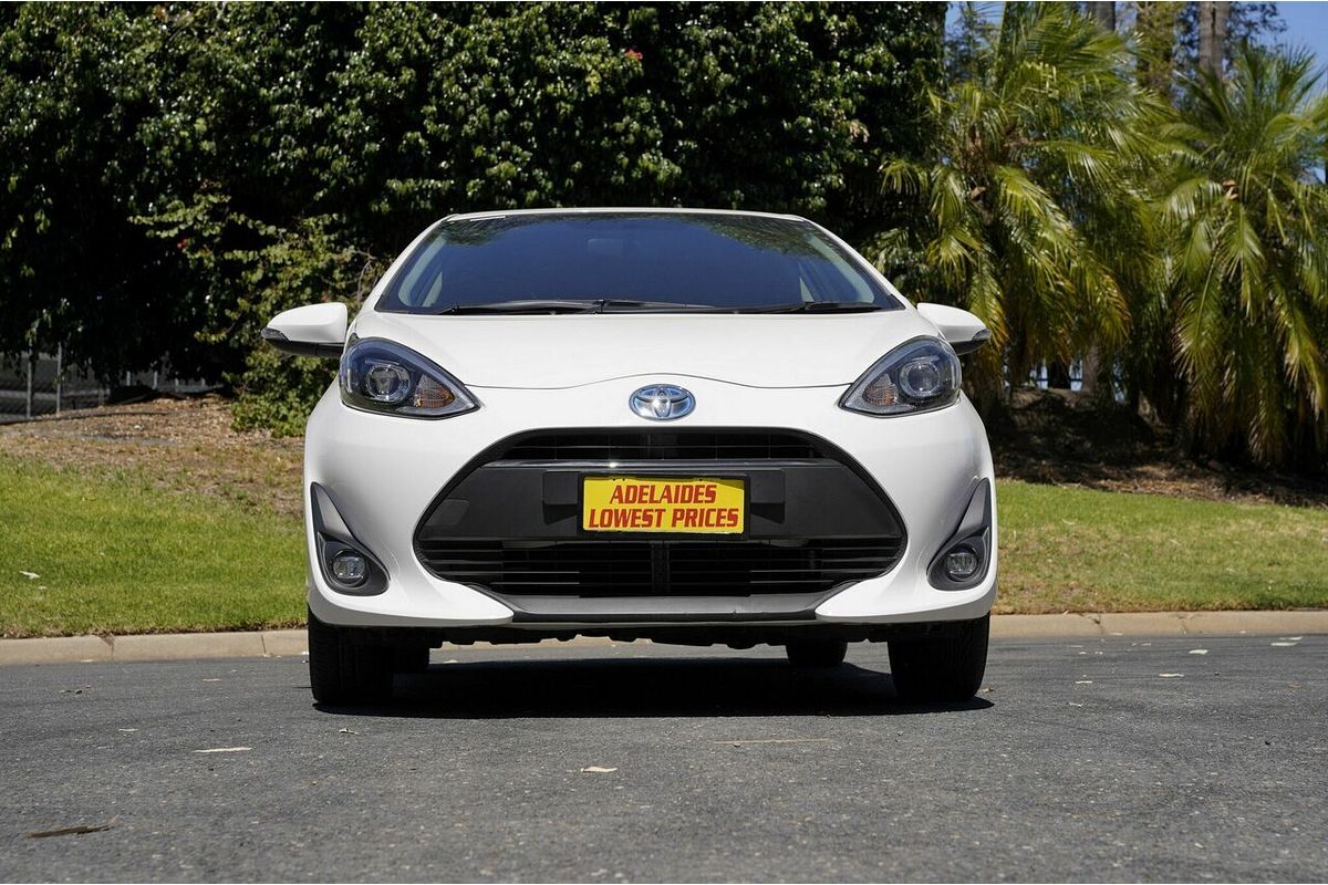 2018 Toyota Prius C i-Tech NHP10R