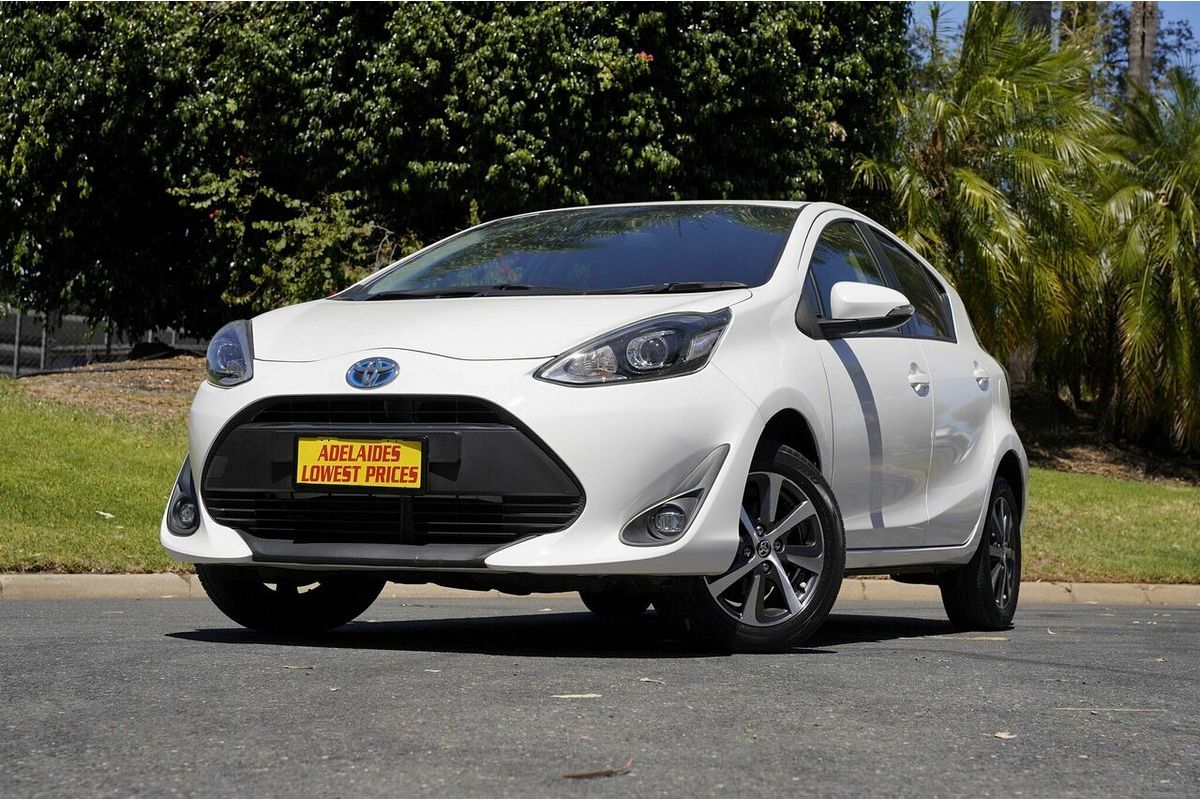 2018 Toyota Prius C i-Tech NHP10R