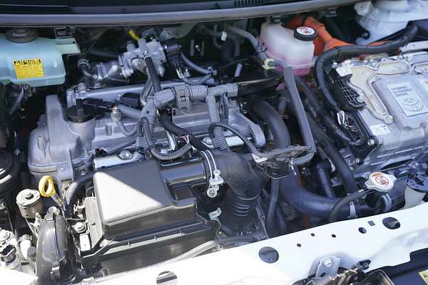 2018 Toyota Prius C i-Tech NHP10R
