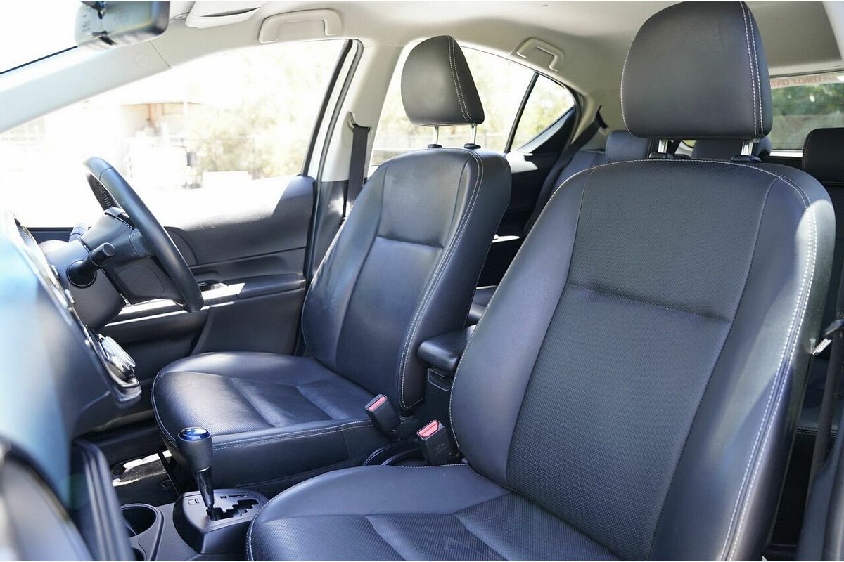 2018 Toyota Prius C i-Tech NHP10R