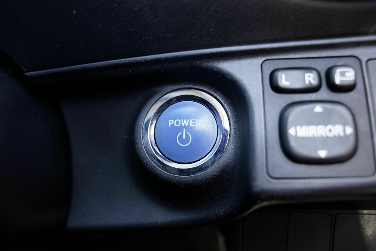 2018 Toyota Prius C i-Tech NHP10R
