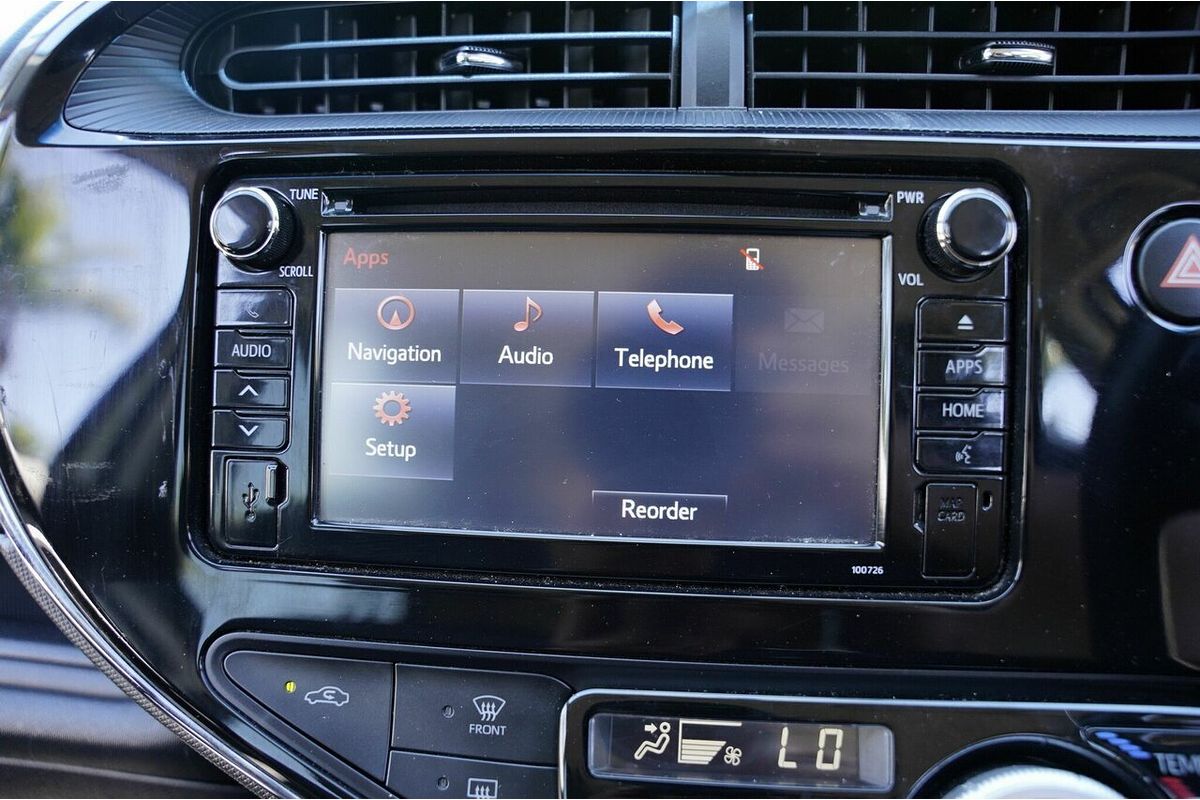 2018 Toyota Prius C i-Tech NHP10R