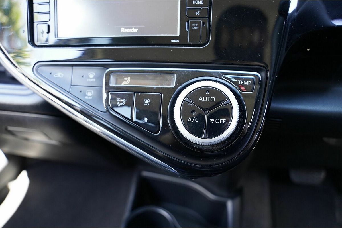 2018 Toyota Prius C i-Tech NHP10R