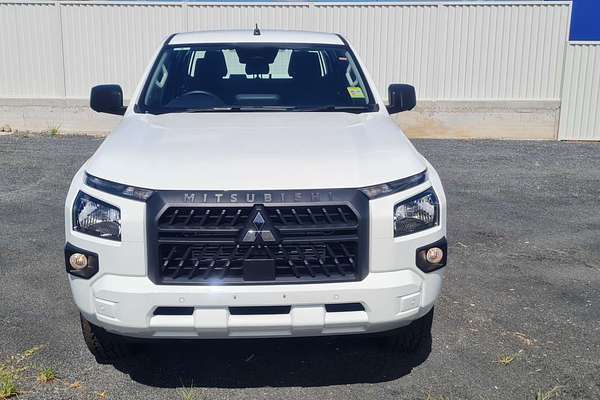 2024 Mitsubishi Triton GLX MV 4X4