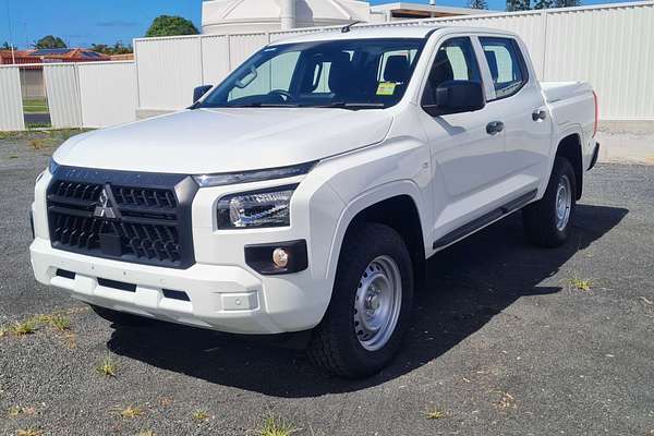 2024 Mitsubishi Triton GLX MV 4X4