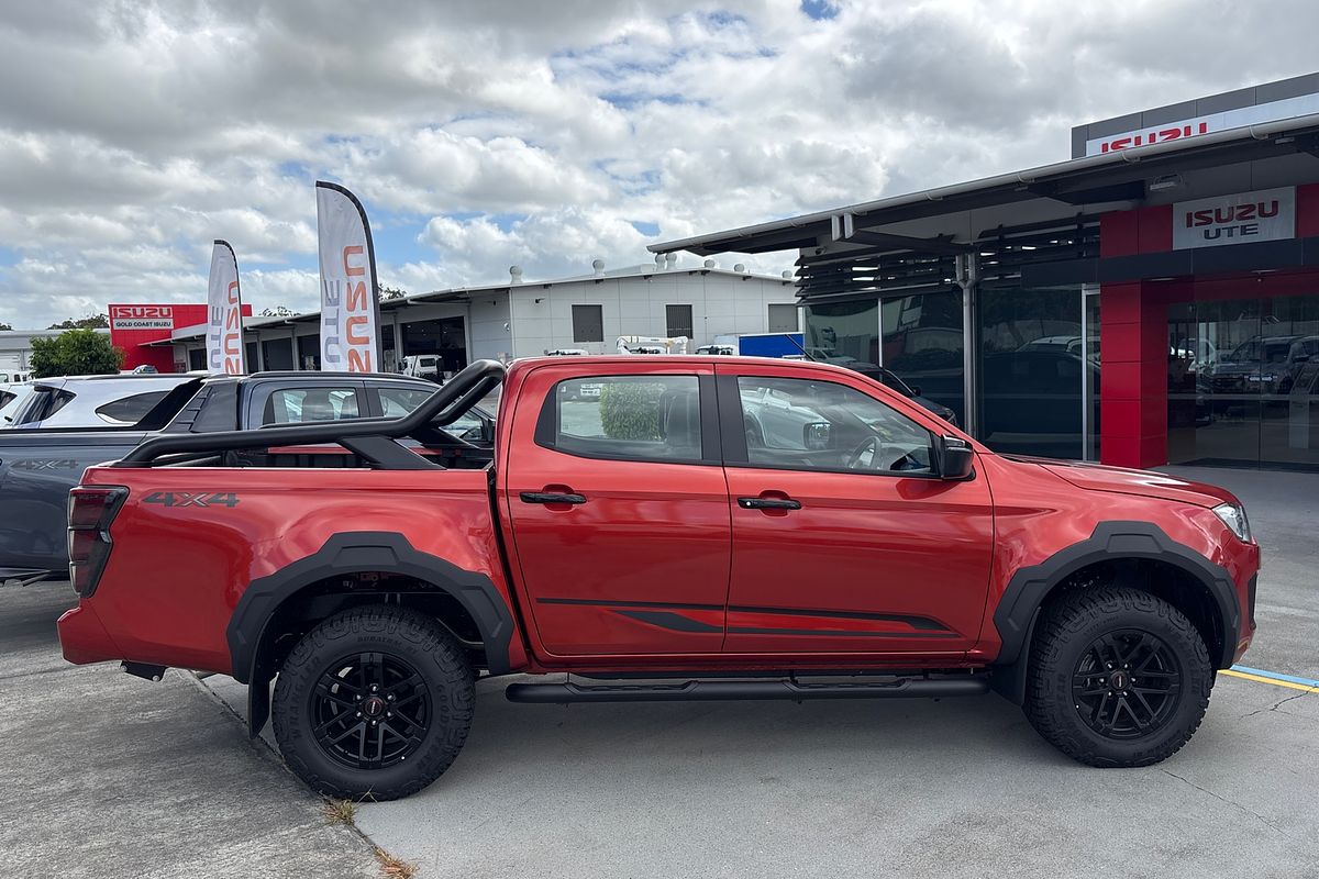 2024 Isuzu D-MAX BLADE 4X4