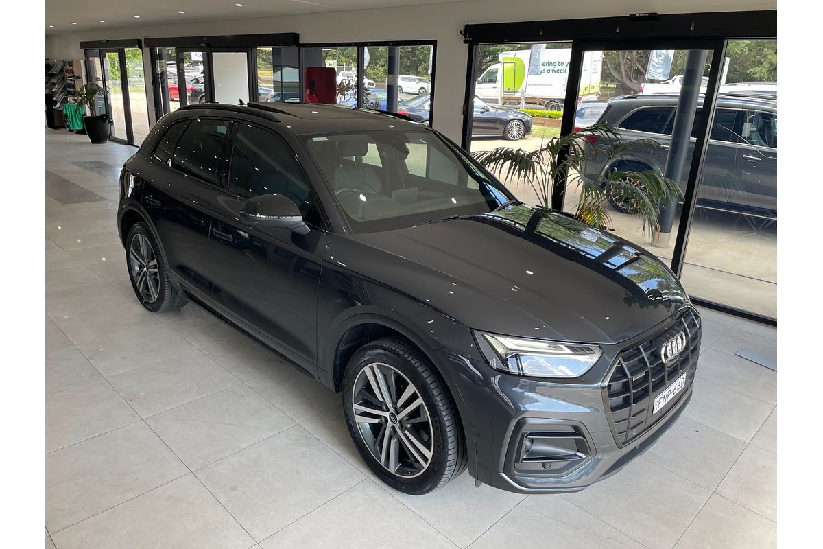 2022 Audi Q5 45 TFSI sport FY