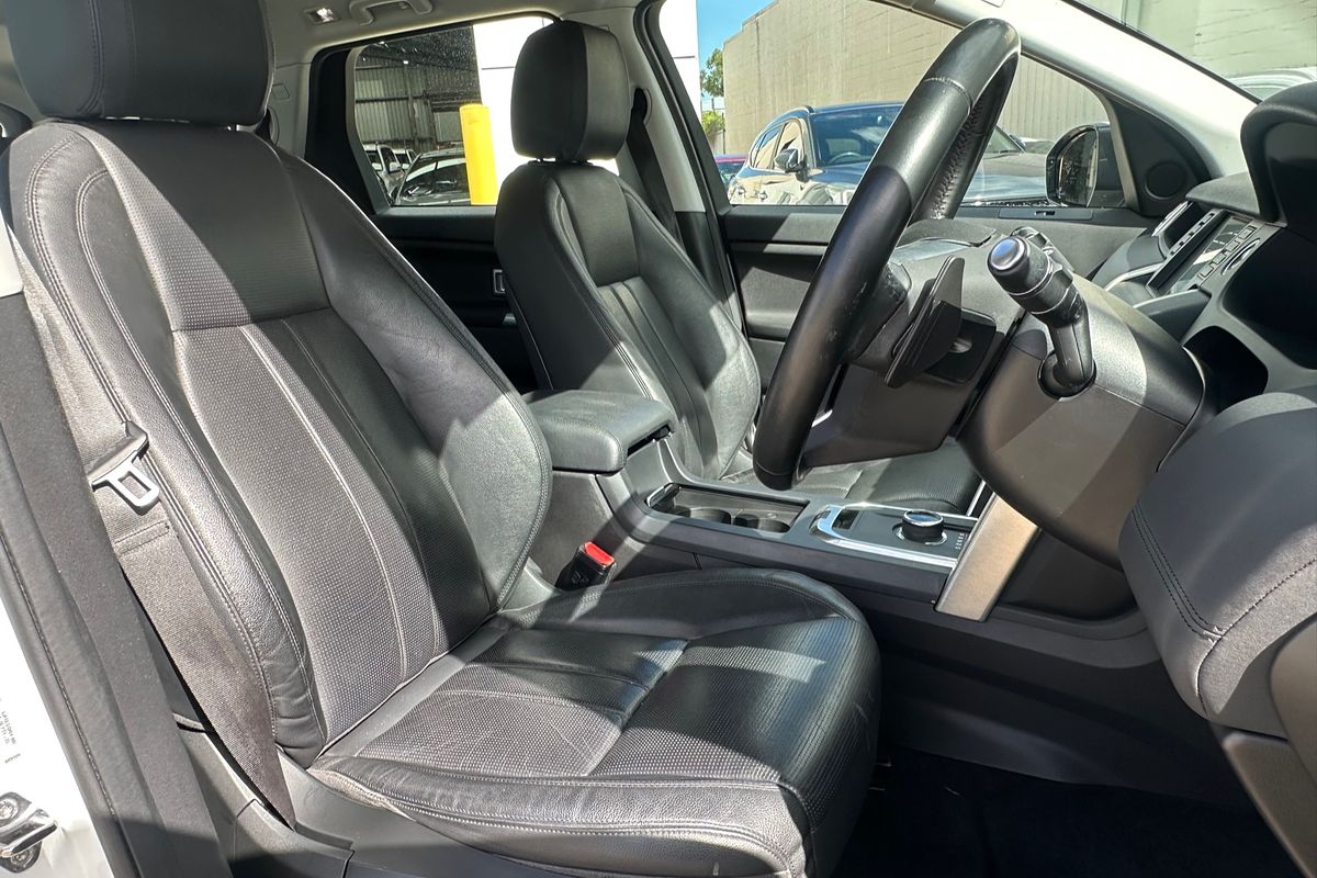 2017 Land Rover Discovery Sport TD4 150 SE L550