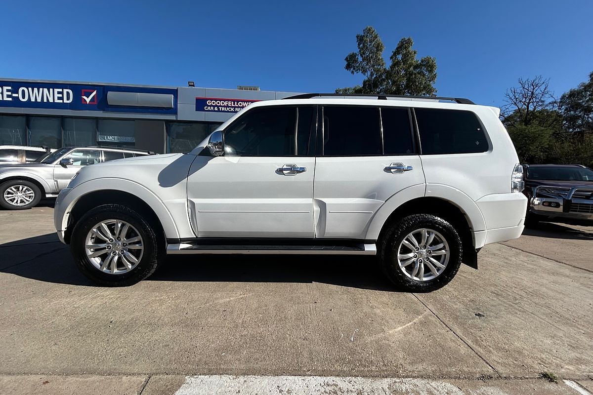 2017 Mitsubishi Pajero GLS NX