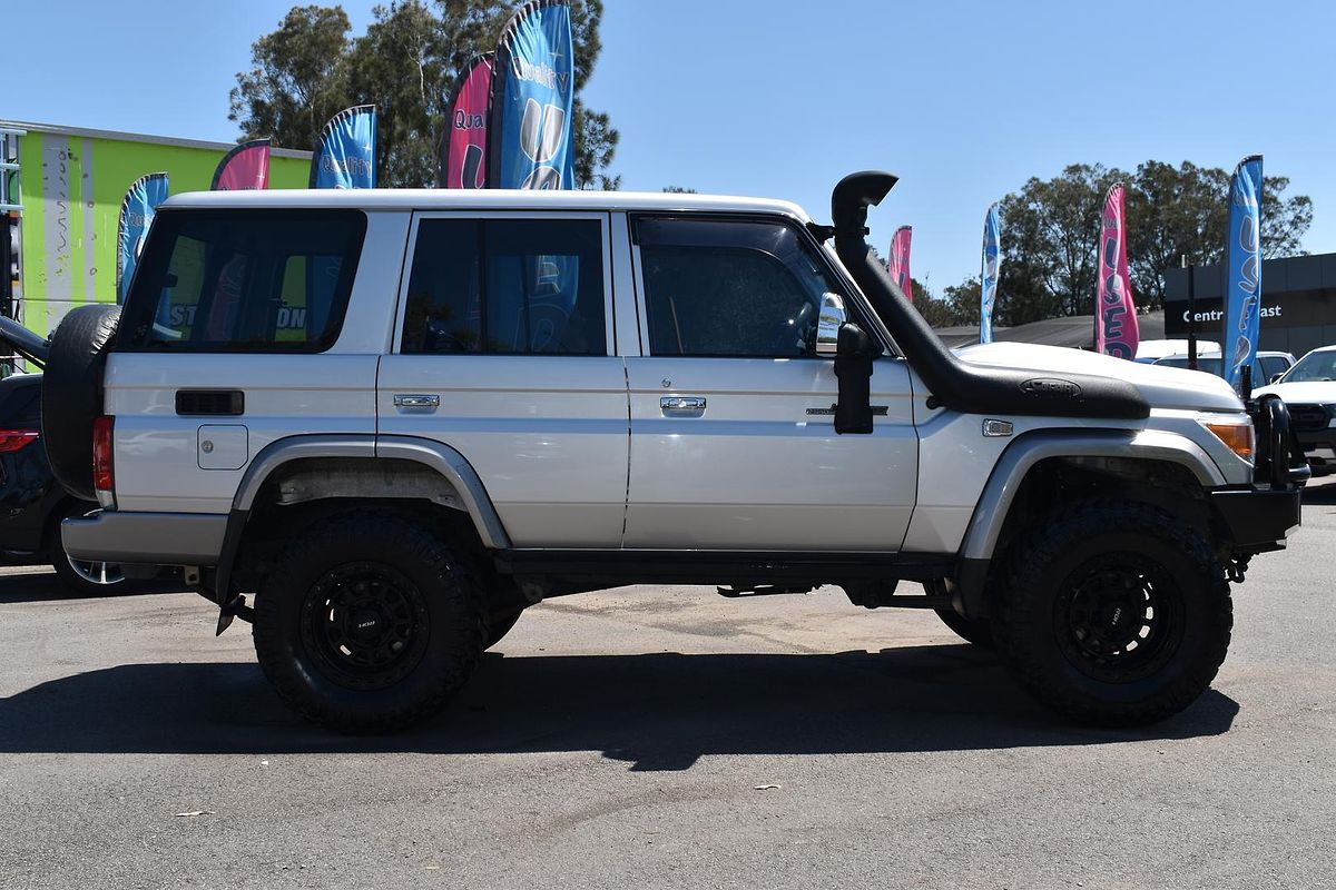 2018 Toyota Landcruiser GXL VDJ76R