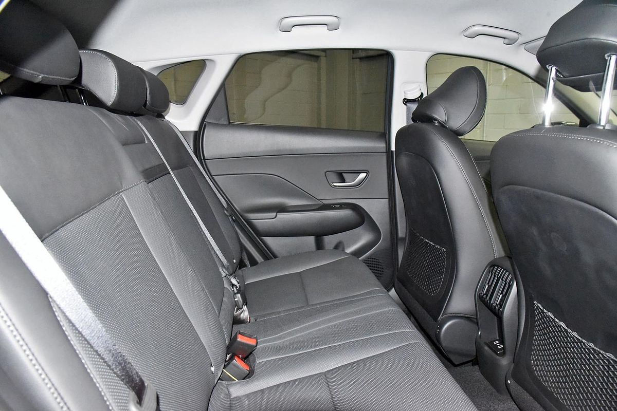 2025 Hyundai Kona Premium SX2.V2