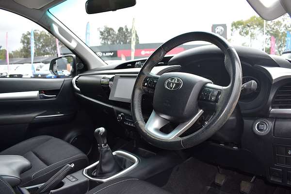 2018 Toyota Hilux SR5 GUN126R 4X4