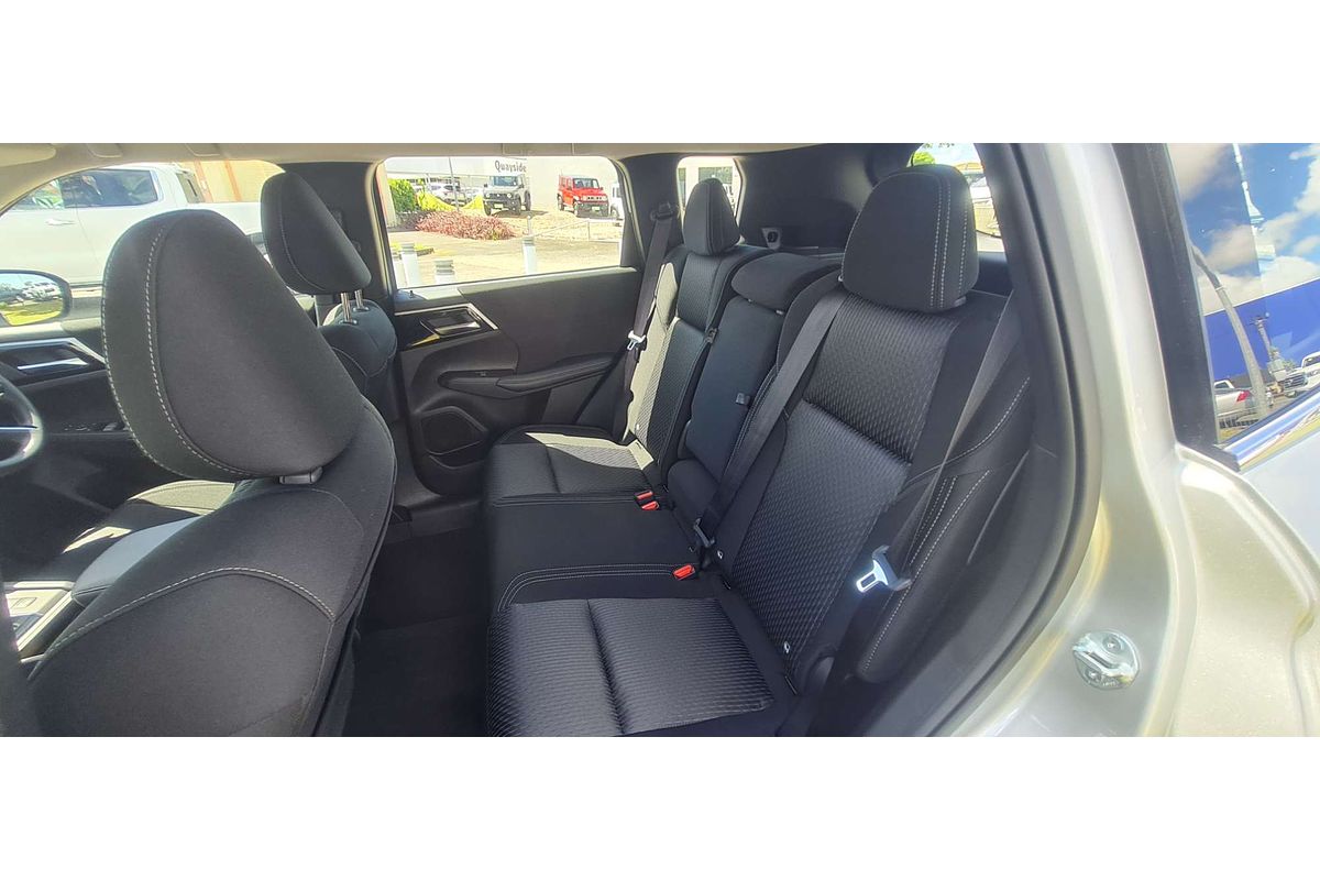 2024 Mitsubishi Outlander ES ZM