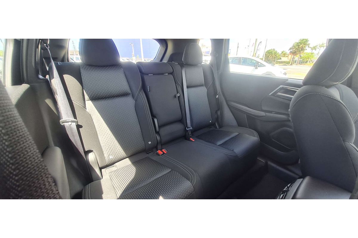 2024 Mitsubishi Outlander ES ZM
