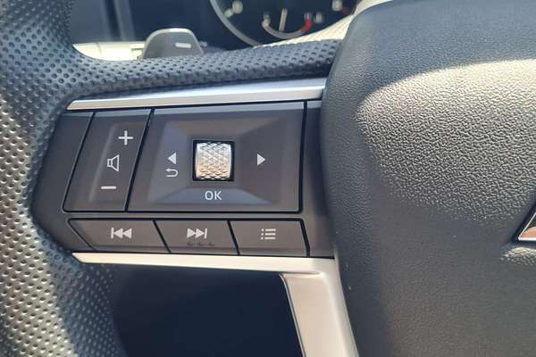 2024 Mitsubishi Outlander ES ZM