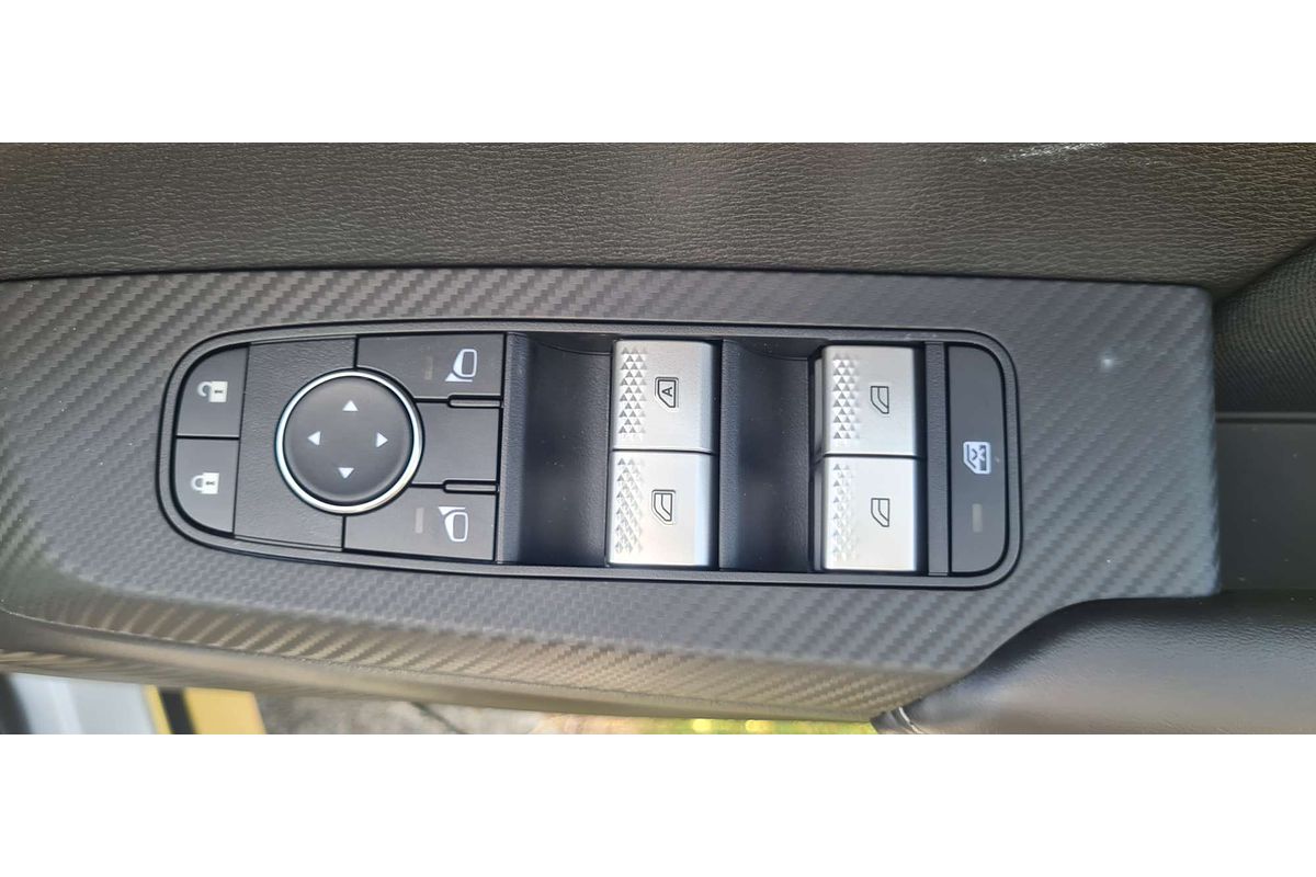 2024 Mitsubishi Outlander ES ZM
