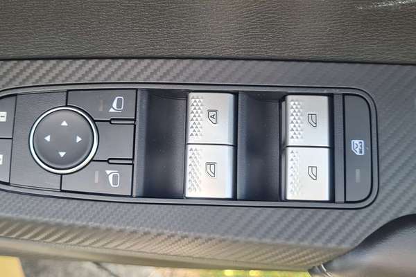 2024 Mitsubishi Outlander ES ZM