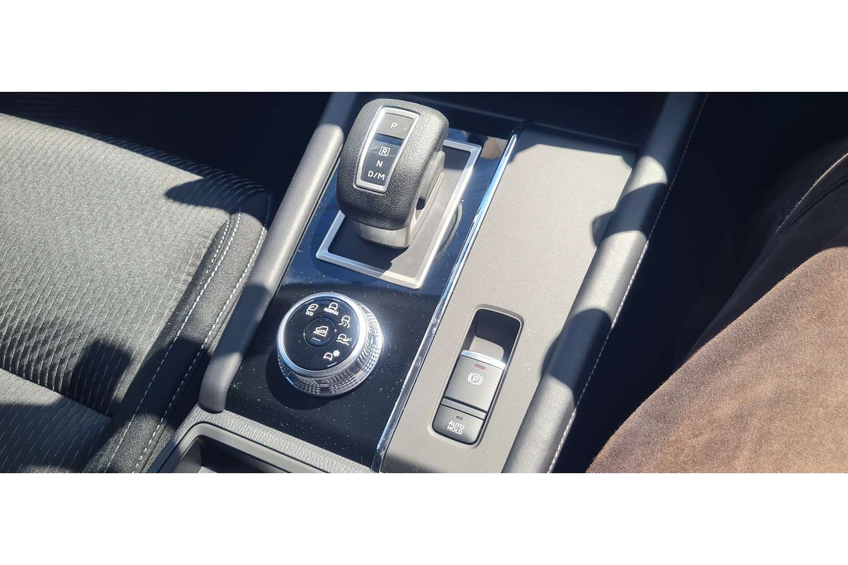 2024 Mitsubishi Outlander ES ZM