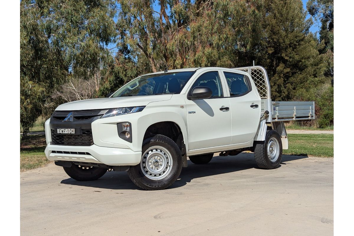 2022 Mitsubishi Triton GLX MR