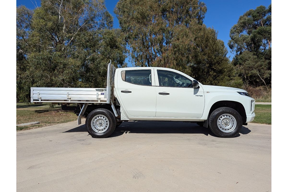 2022 Mitsubishi Triton GLX MR