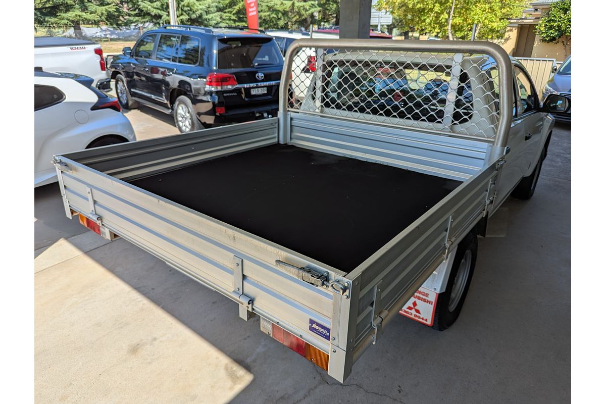 2022 Mitsubishi Triton GLX MR